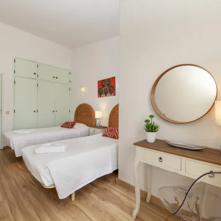 B86 - Beachline Apartment in Praia da Luz