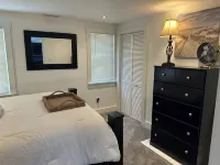 The Blue Cottage Reduced Rates for "Buckeye Lake Winter Fest" Newly Renovated. Hotels in Buckeye Lake