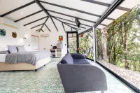 Dantica Cloud Forest Lodge