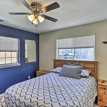 Private Pool and Game Room Family Weaverville Gem