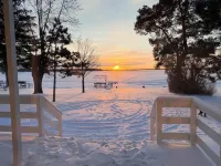 Cozy 3 bedroom, 1 bath home on Beaver Dam Lake Hotels in Dodge County