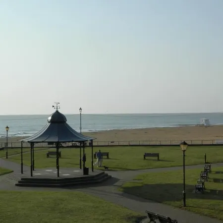 Pavilion Cottage next to Gorleston beach