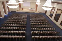 Ramada Plaza by Wyndham Thraki - Boutique