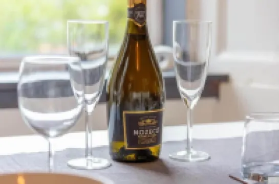 1 Bedroom Scottish Cottage-on Street Parking فنادق في 