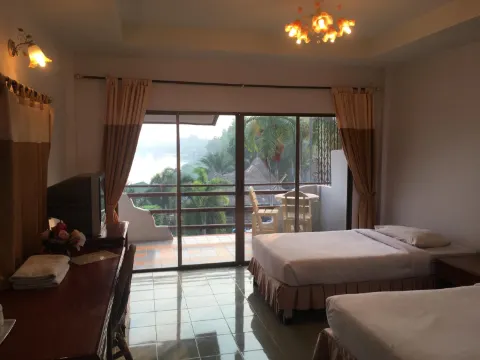 ห้องพักมาตรฐานพร้อมวิวสระว่ายน้ำ