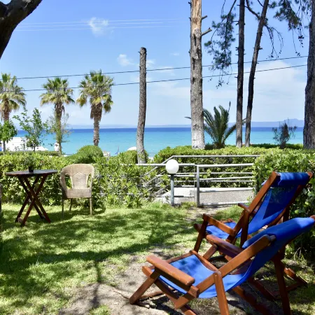 Stay at Beachfront Villa Lilia in Pefkohori, Halkidiki for a Dreamy Vacation