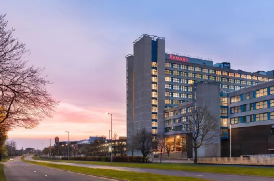 Ramada by Wyndham East Kilbride Hotels in 