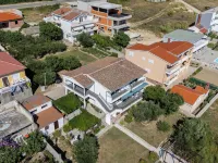 Apartments Marietta Hotels in Opcina Razanac