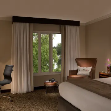 The Lakefront Anchorage