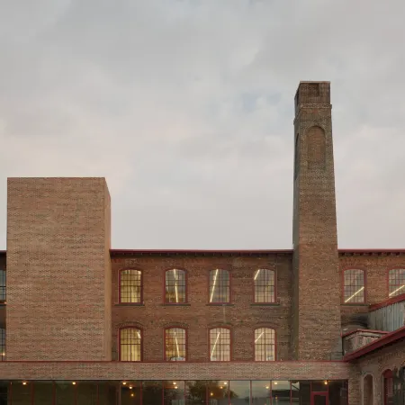 Pocketbook Hotel and Bath