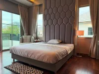 Luxury house near Suvarnabhumi Airport - Hot Tub