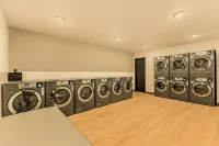 LivAway Suites Orem-Vineyard