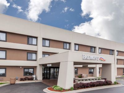 Baymont by Wyndham Glenview