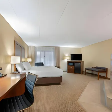 Comfort Inn & Suites Indianapolis Northwest - College Park