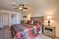บ้านแนวโมเดิร์นที่ Tucson พร้อมระเบียง + สระว่ายน้ำน้ำเกลือ! - 3 ดาว