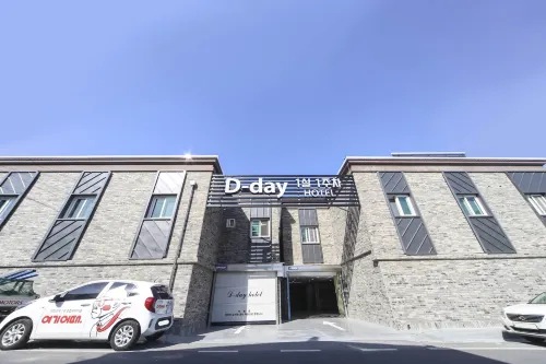 Yeongcheon D-Day Hotel - parking