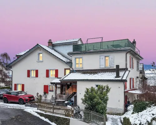 Elegant Lake Zurich House With Stunning Views and Private Terrace Hotels in Stafa