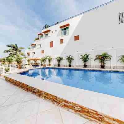 Central Puerto Vallarta Condo With Pool, Ocean Views & Fast Wifi - Walk to Beach Fitness & Recreational Facilities