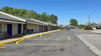 Williamston Inn NC Near Greenville US 64 - parking
