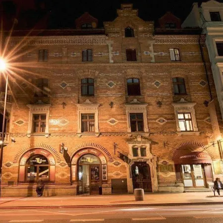 Red Brick Apartments Отели рядом с достопримечательностью «Музей Аптеки»