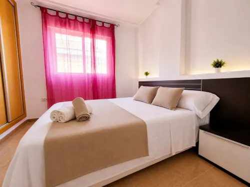 Apt  Near Center & Port