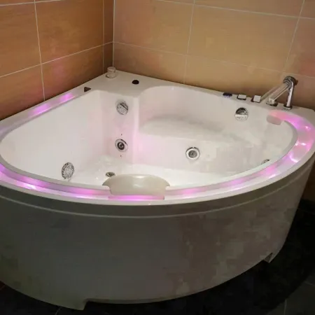 Grandeur Hotel and Spa