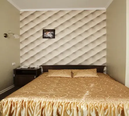 Globus Hotel