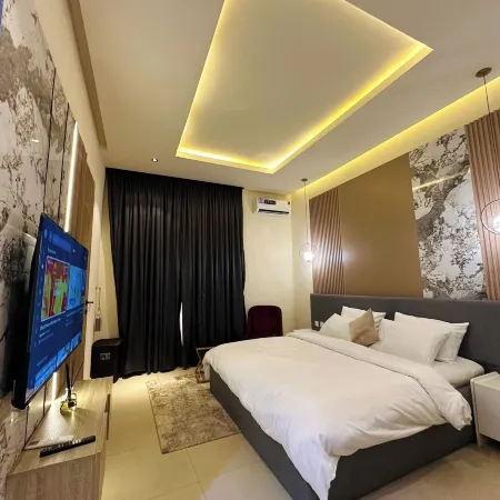 240 RESIDENCE