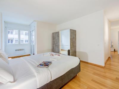 Locarno Place