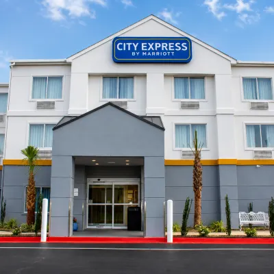 City Express By Marriott Lafayette Hotels near Brown Memorial Park