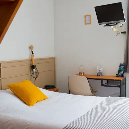 Tourhôtel Отели в г. Бетюн