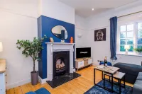 Charming City Centre 3 Bed Flat High St Location - 3-Star