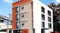 Travelbee Fuente Inn - Inns