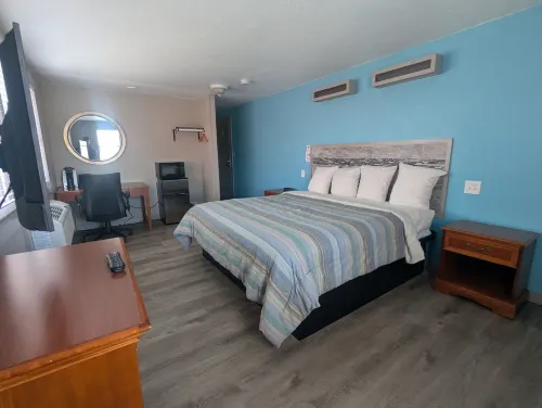 Hyannis Host Inn