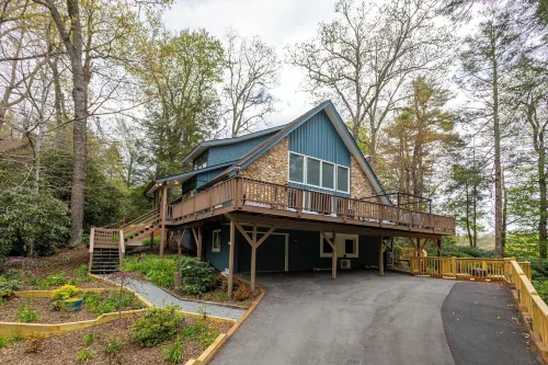 Creekside Cabin at Linville Land Harbor
