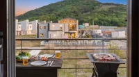 Daebudo White Island Pension - Bergblick