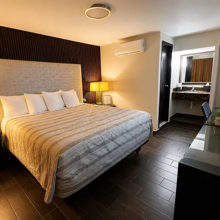 Maviri Hotel