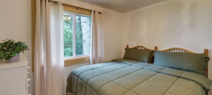 Cozy Maine Lakefront Cabin Rental Hotéis em Aroostook County