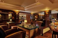 Killarney Plaza Hotel & Spa - bar