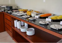 Hotel Maywa - parking