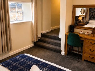 The Castle Tavern Pub & Guest Rooms