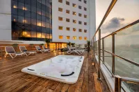 Hotel Almirante Cartagena Colombia - Bathtub