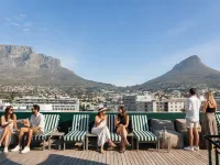 TEN on V - Fluent Serviced Apartments Hotels near Gardens