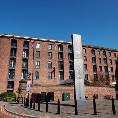 Holiday Inn Express LIVERPOOL - ROYAL ALBERT DOCK by IHG Các khách sạn gần Trung tâm trải nghiệm âm nhạc Anh
