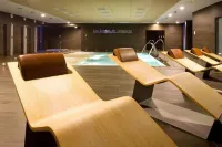 R2 Romantic Fantasia Suites - Adults Only - spa