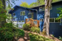 Wake Robin House - Comfortable & Close To Campus 4 Bedroom Home - balcony