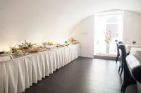 Hotel Vittorio Veneto - breakfast
