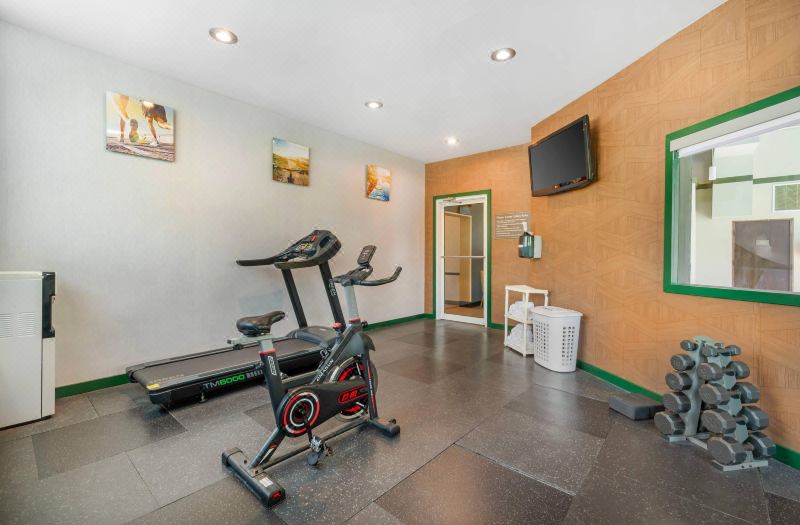 Comfort Inn & Suites Butler photo 3