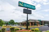 Quality Inn - parking