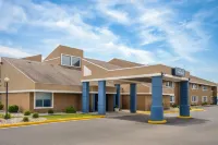 AmericInn by Wyndham Marshfield - 2-Star